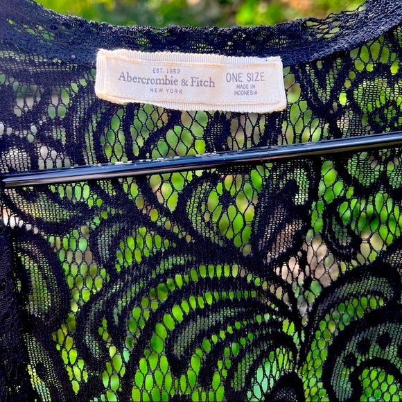 Abercrombie & Fitch 1920s-Inspired Black Lace Kimono, One Size - Picture 6 of 6